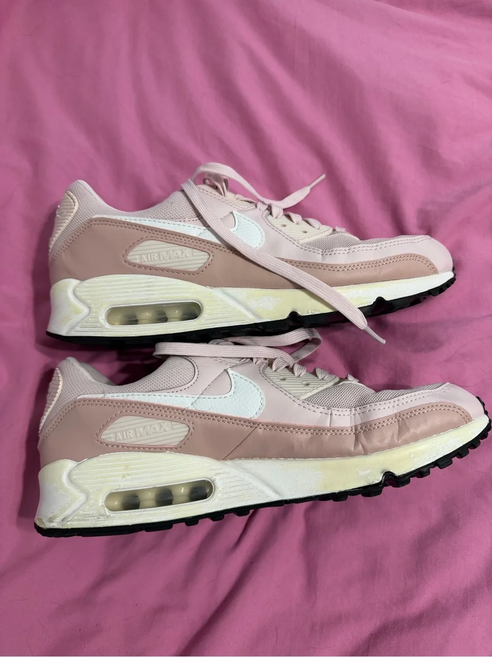 Nike Women's Light Pink Lace-Up Athletic Sneakers